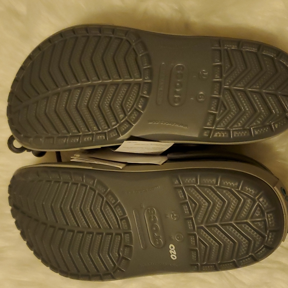 Crocs - Picture 2 of 3